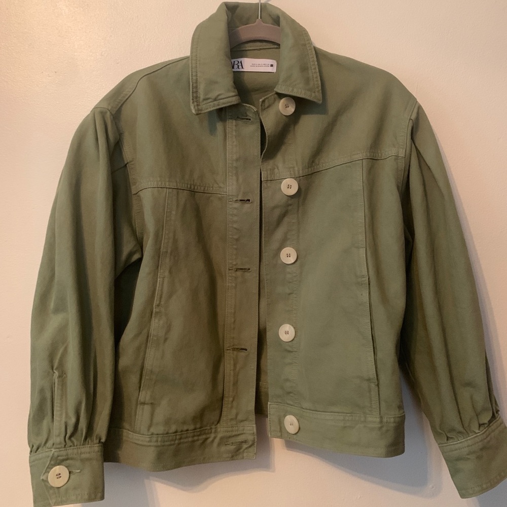 100% Cotton Green Zara Jacket Slightly Cropped